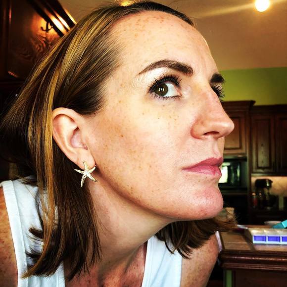 Meet your Posher, April - Picture 1 of 1